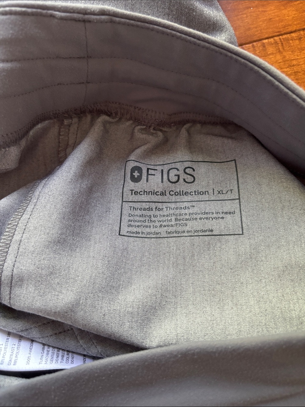 FIGS Women Gray Drawstring Jogger Scrub Pants, XL tall - Picture 3 of 3